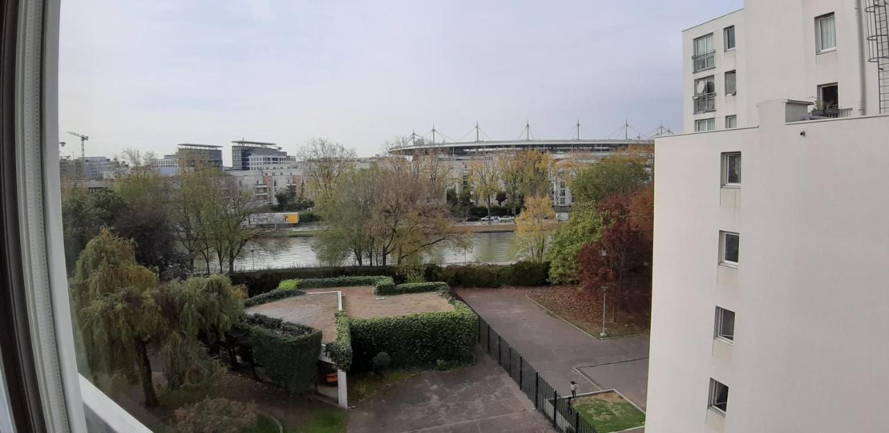 3Pieces Stade De France Grand-Paris Saint-Denis  Exterior photo